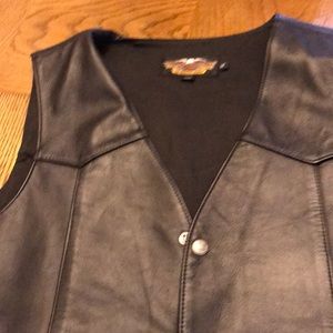 Black leather men’s vest great condition!